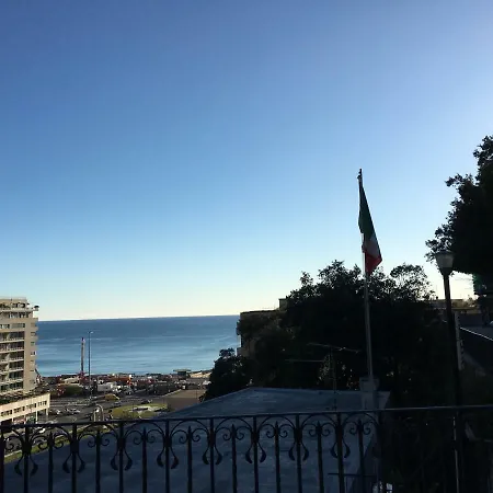 Finestra Su Apartment Genoa