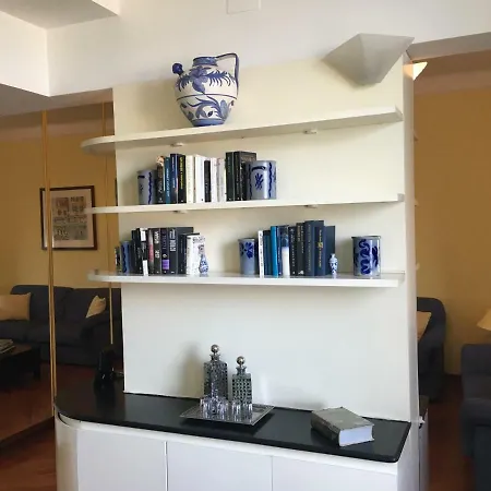 Finestra Su Apartment Genoa