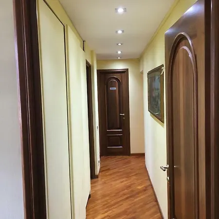 Apartment Finestra Su *